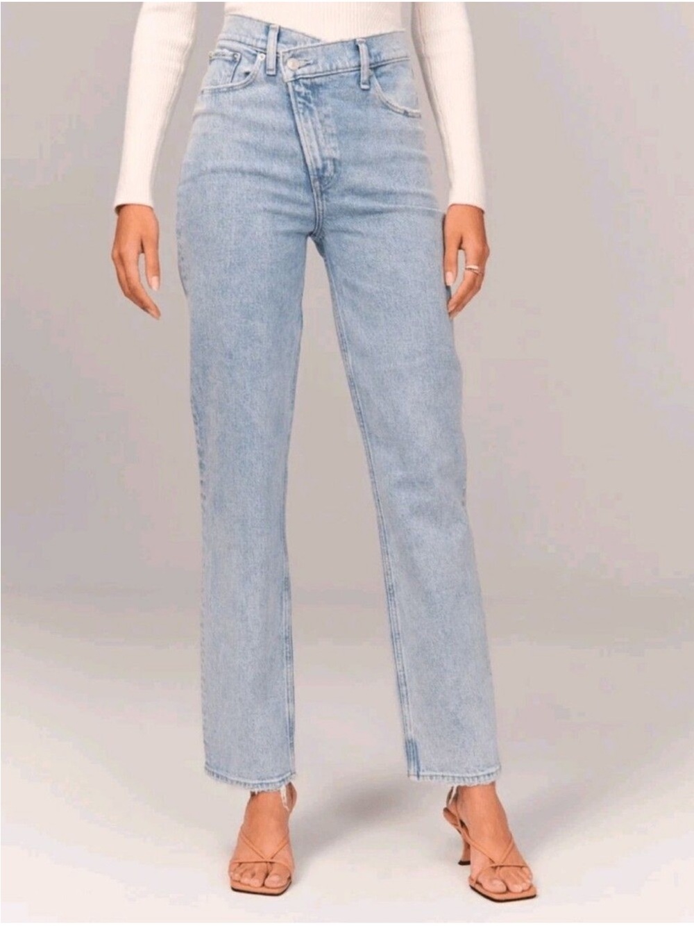 Abercrombie 90s Straight Ultra High Rise Curve Love Crossover Asymmetrical Denim